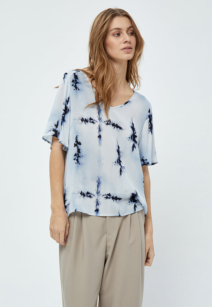 Desires Bina Smock Blouse Blouse 1041P Dusty Blue Print