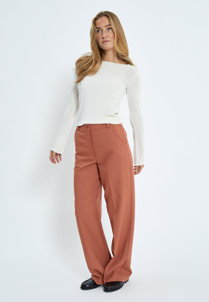 Desires DSBob Long Sleeve Boatneck Top Top 0011 Gardenia