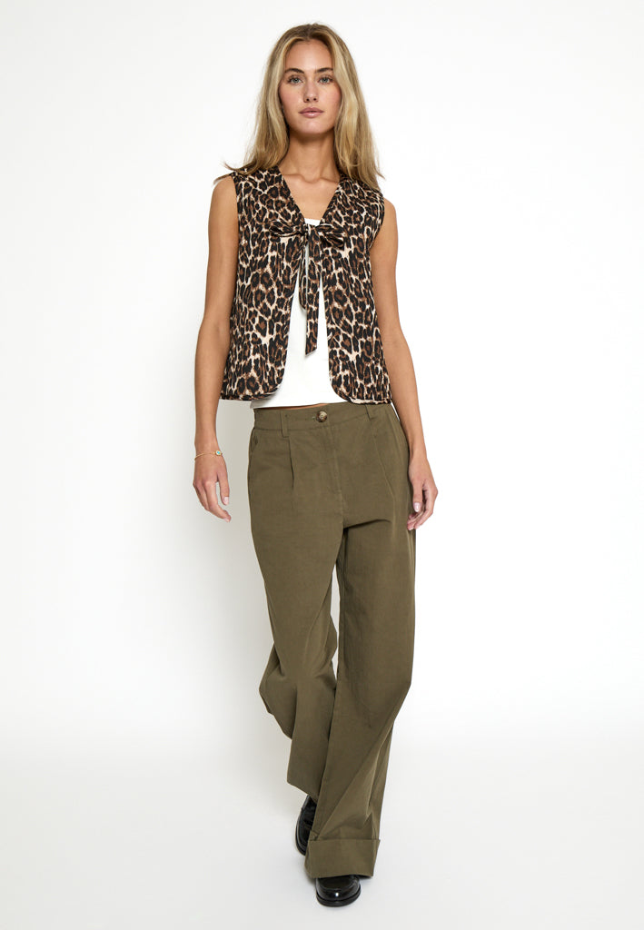 Desires DSFernanda Printed Quilted Vest Vest 9168P Leopard Print