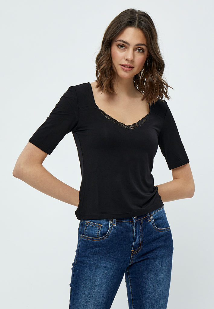 Desires DSGiselle Lace T-Shirt T-Shirt 100 Black