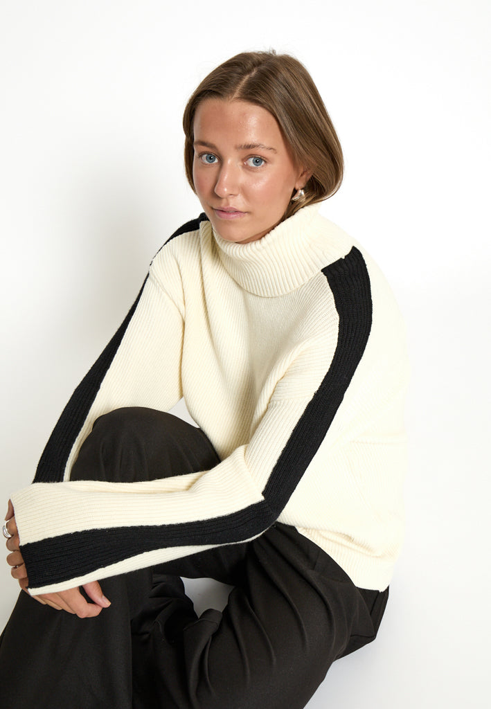 Desires DSLeandra Knit Pullover Pullover 0065 Antique White