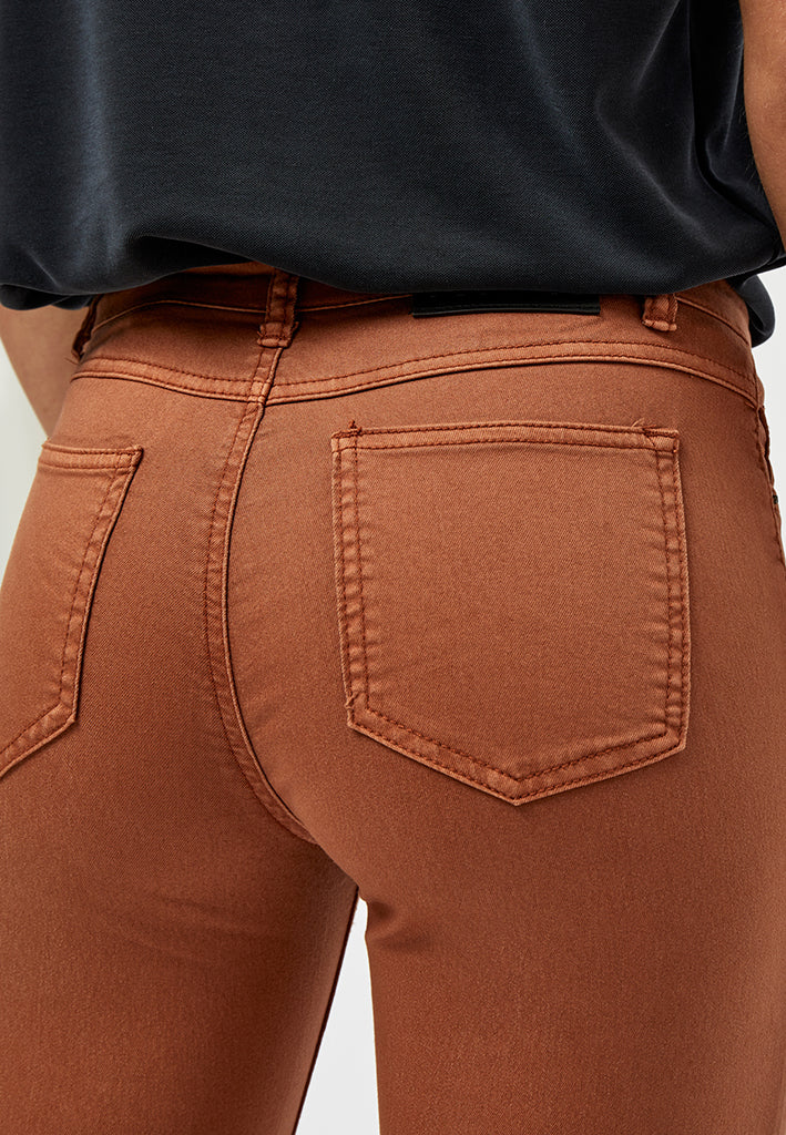 Desires DSLola Garment Dye MW Jeans 5211 SIERRA BROWN