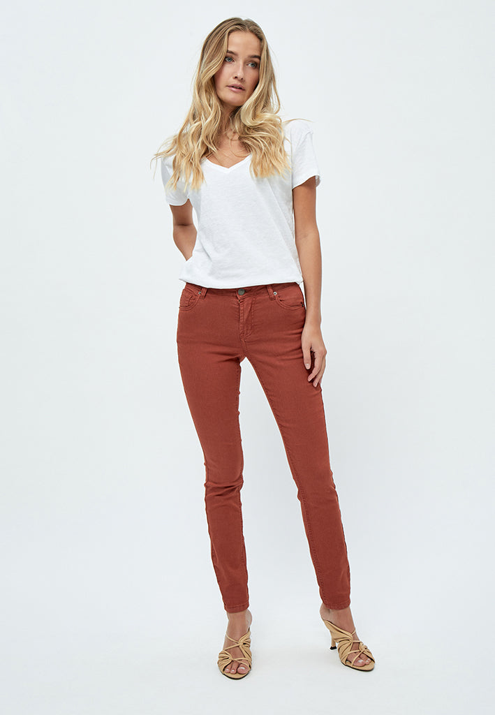Desires DSLola Garment Dye MW Jeans 6725 PICANTE