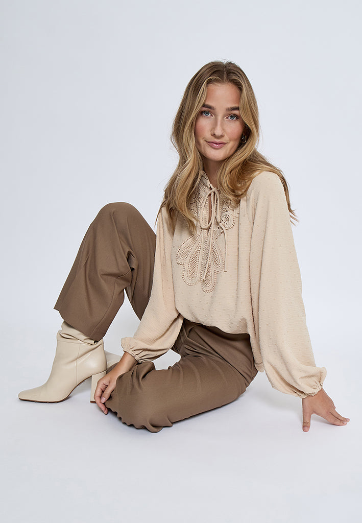 Desires DSShay Blouse Blouse 2206 Fog Sand