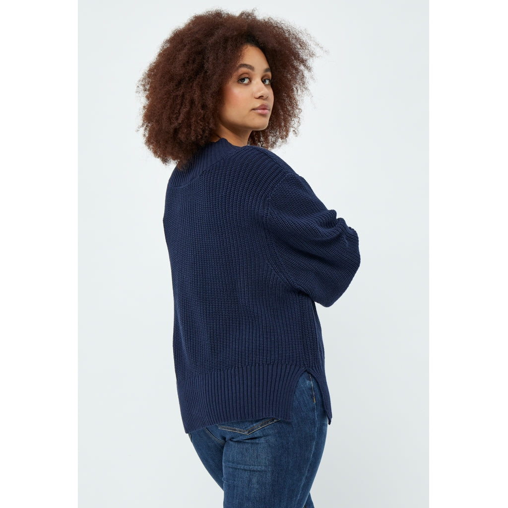 Peppercorn Destina V-Neck Pullover Curve Pullover 2318 MIDNIGHT NAVY