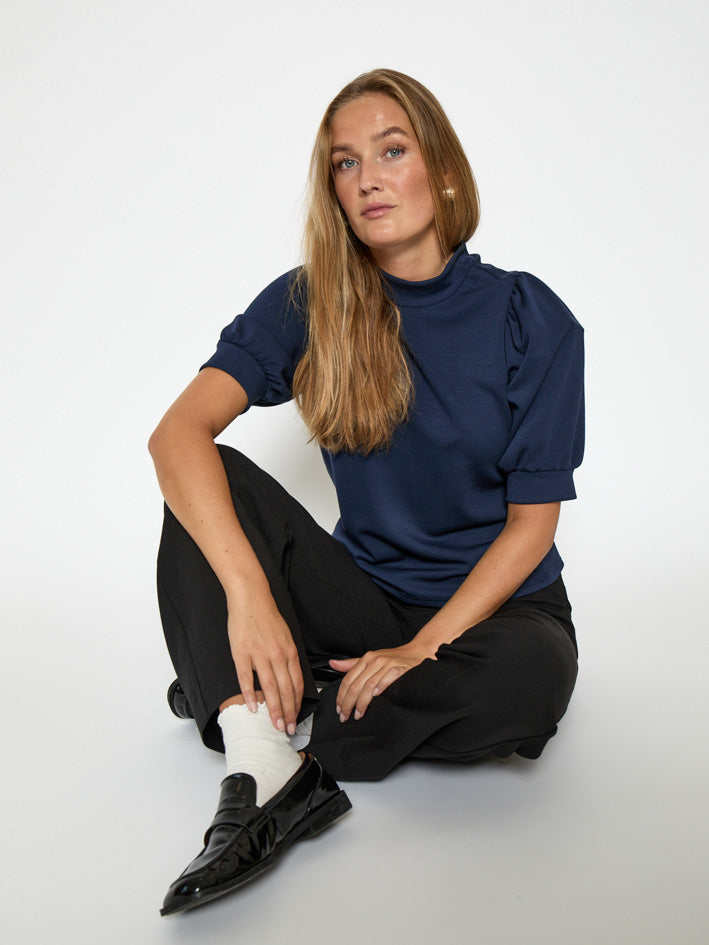 Peppercorn Dicette Puff Sweat Sweatshirt 1550 NAVY