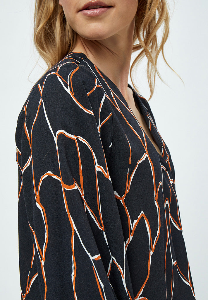 Desires Fenja Long Sleeve Blouse Blouse 9000P Black Print