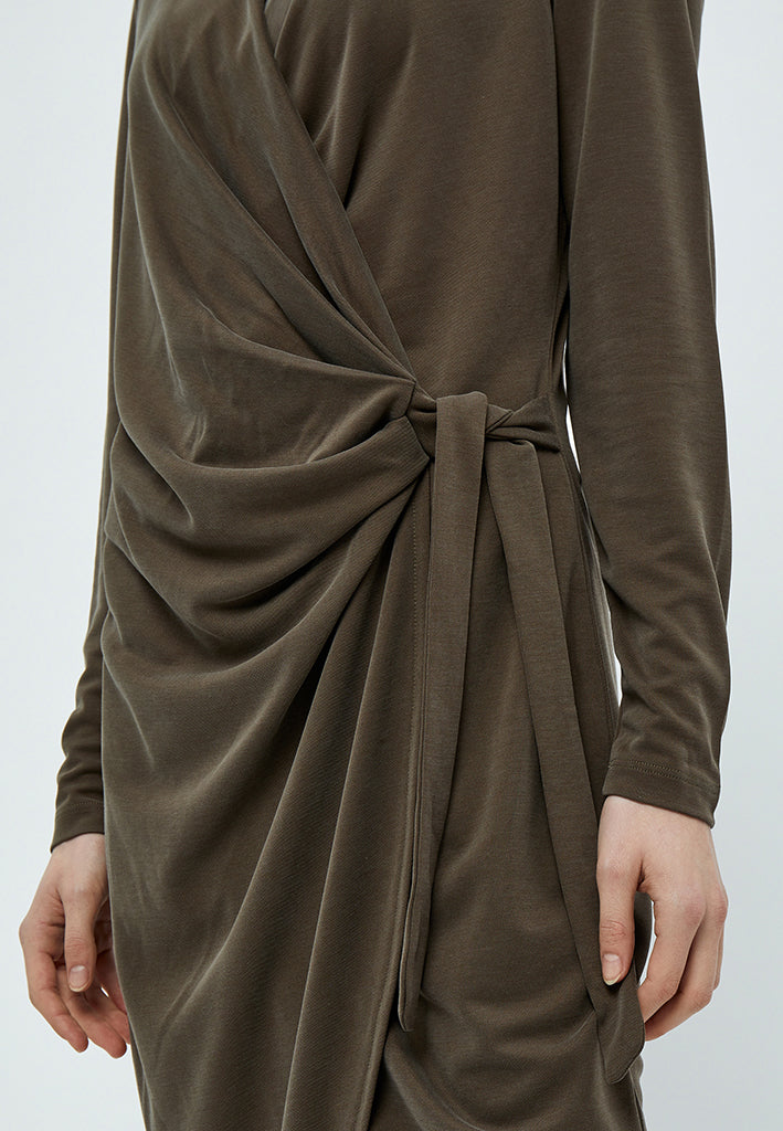 Peppercorn Lana Wrap Dress Dress 5661 SLATE BROWN
