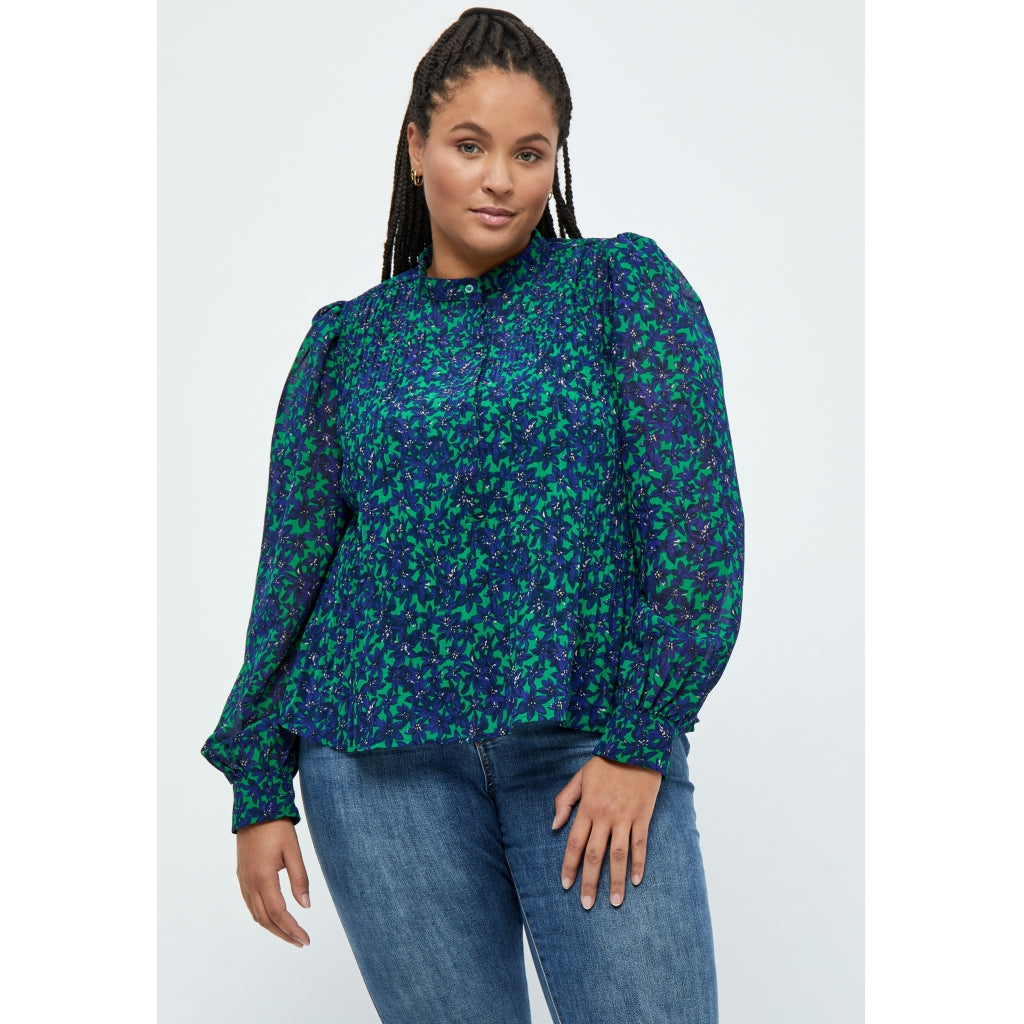 Peppercorn Levi Plisse Blouse Curve Blouse 554P Blue Graphic Print
