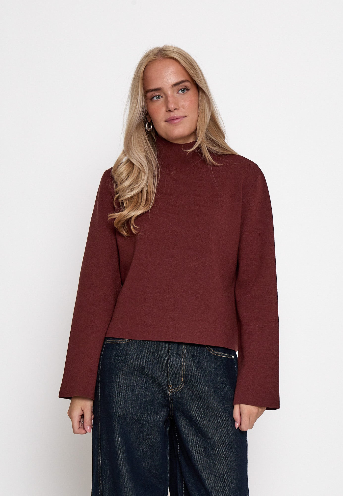 Minus Lupi High Neck Knit Pullover Pullover 4009 Andorra Red