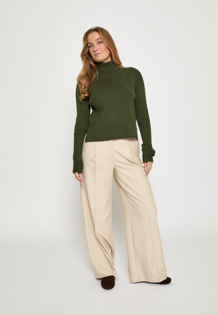 Minus MSAva Knit Turtleneck Pullover 3835 Rifle Green