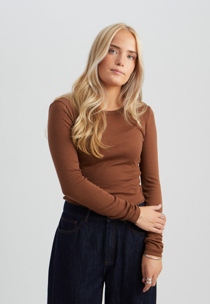 Minus MSCally Wool Top T-Shirt 3681 Tiramisu