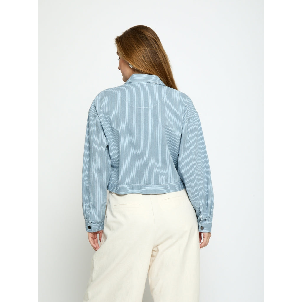 Minus MSChanni Short Jacket Jacket 001S Light denim Strip.