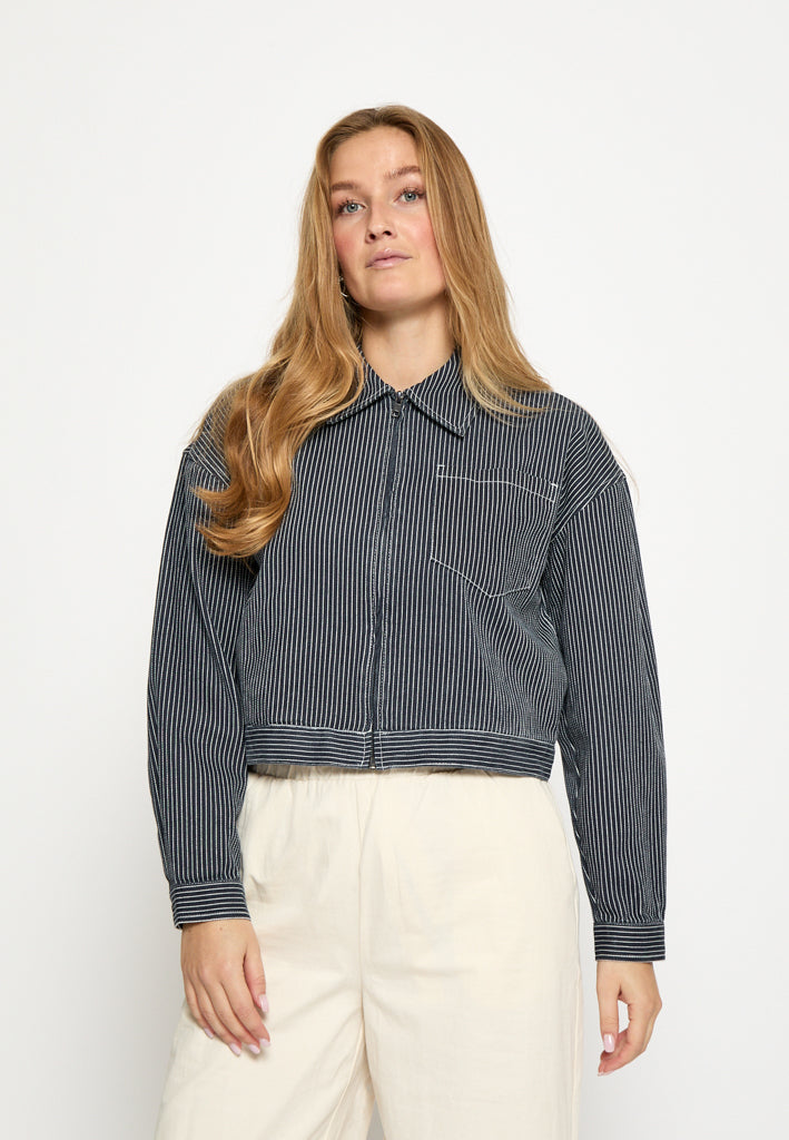 Minus MSChanni Short Jacket Jacket 537S Dark Denim Stripe