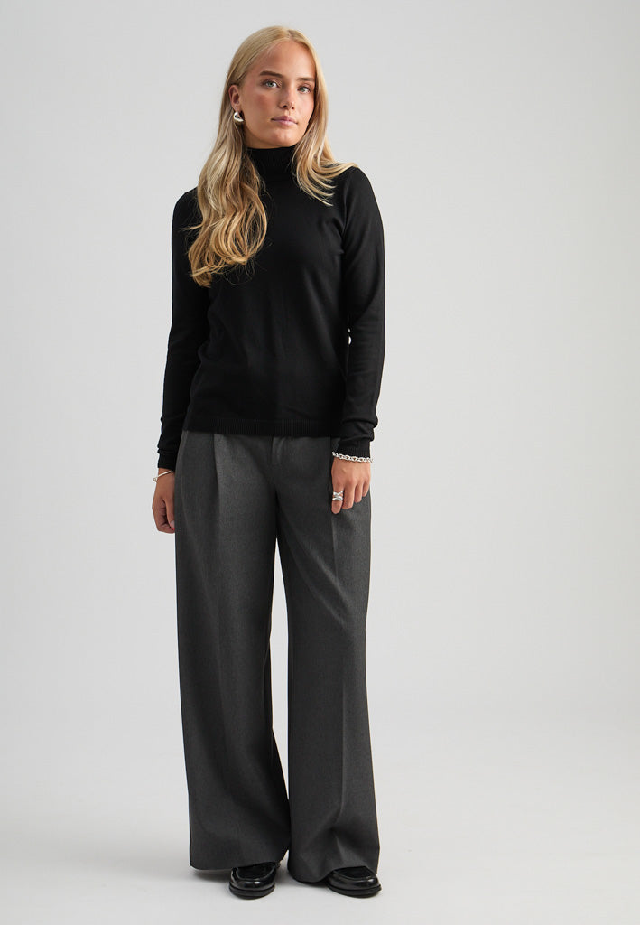 Minus MSLana Roll Neck Knit Pullover 100 Black