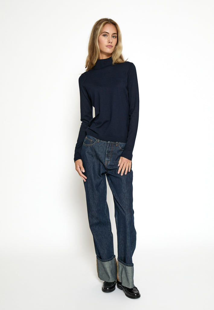 Minus MSLana Roll Neck Knit Pullover 5270 Black Iris