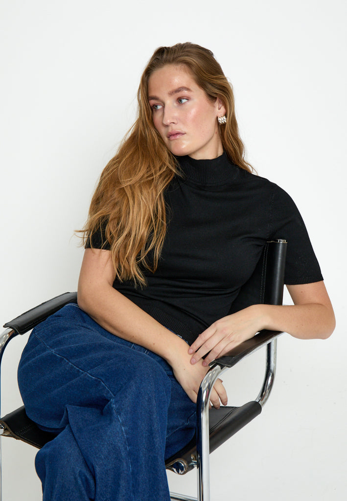 Minus MSLima Roll Neck Knit T-Shirt 100 Black