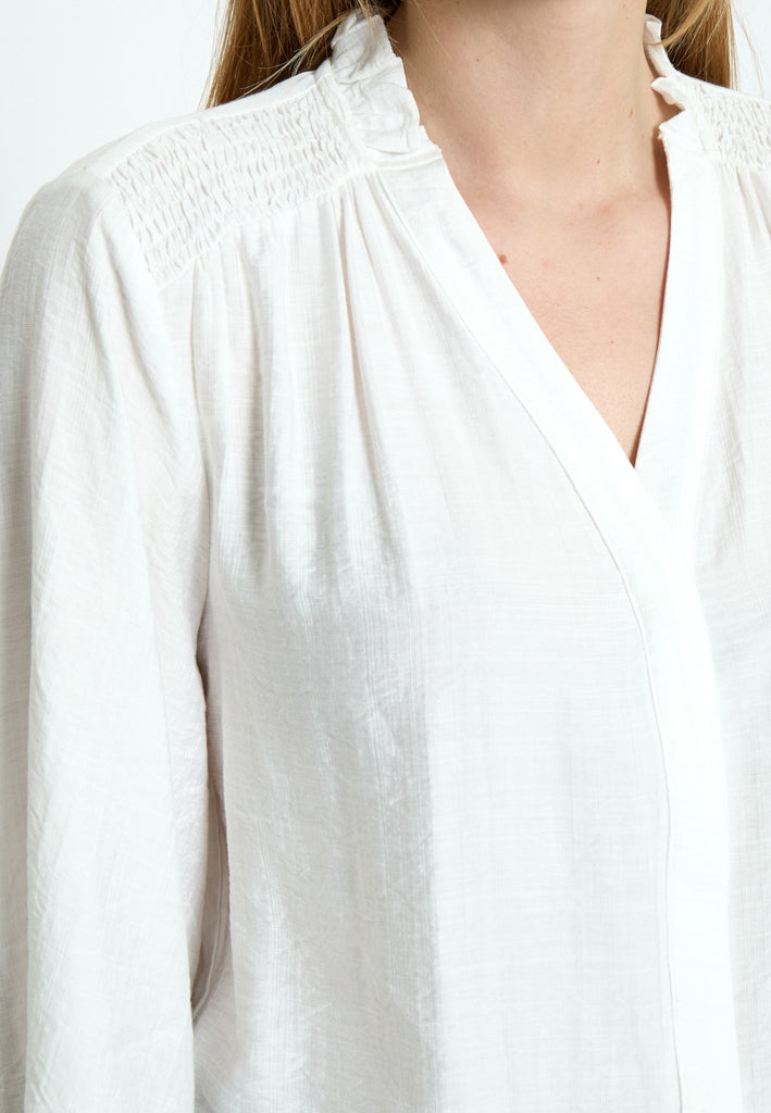 Minus MSSeria V-Neck Shirt Shirt 235 Cloud Dancer