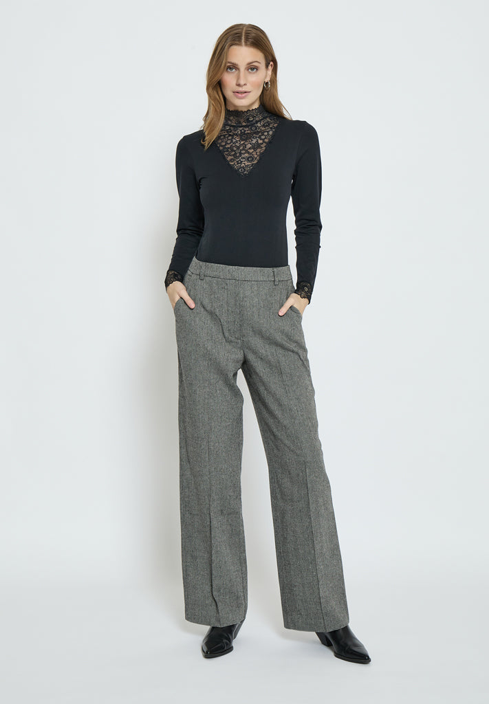 Minus MSVanessa V-Cut Blouse Blouse 100 Black