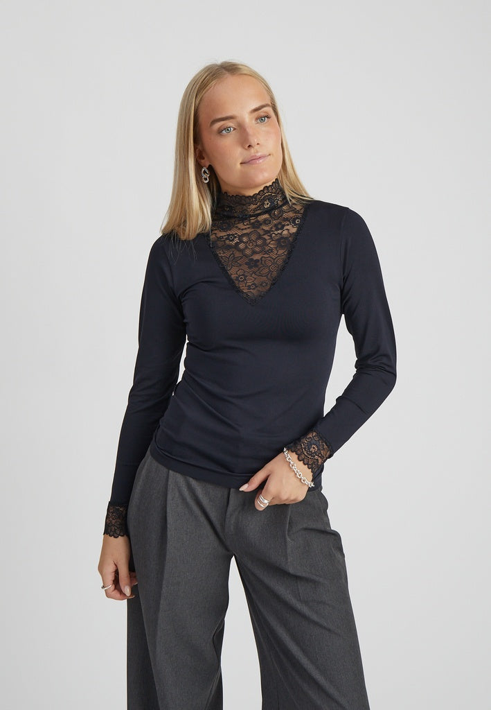 Minus MSVanessa V-Cut Blouse Blouse 100 Black