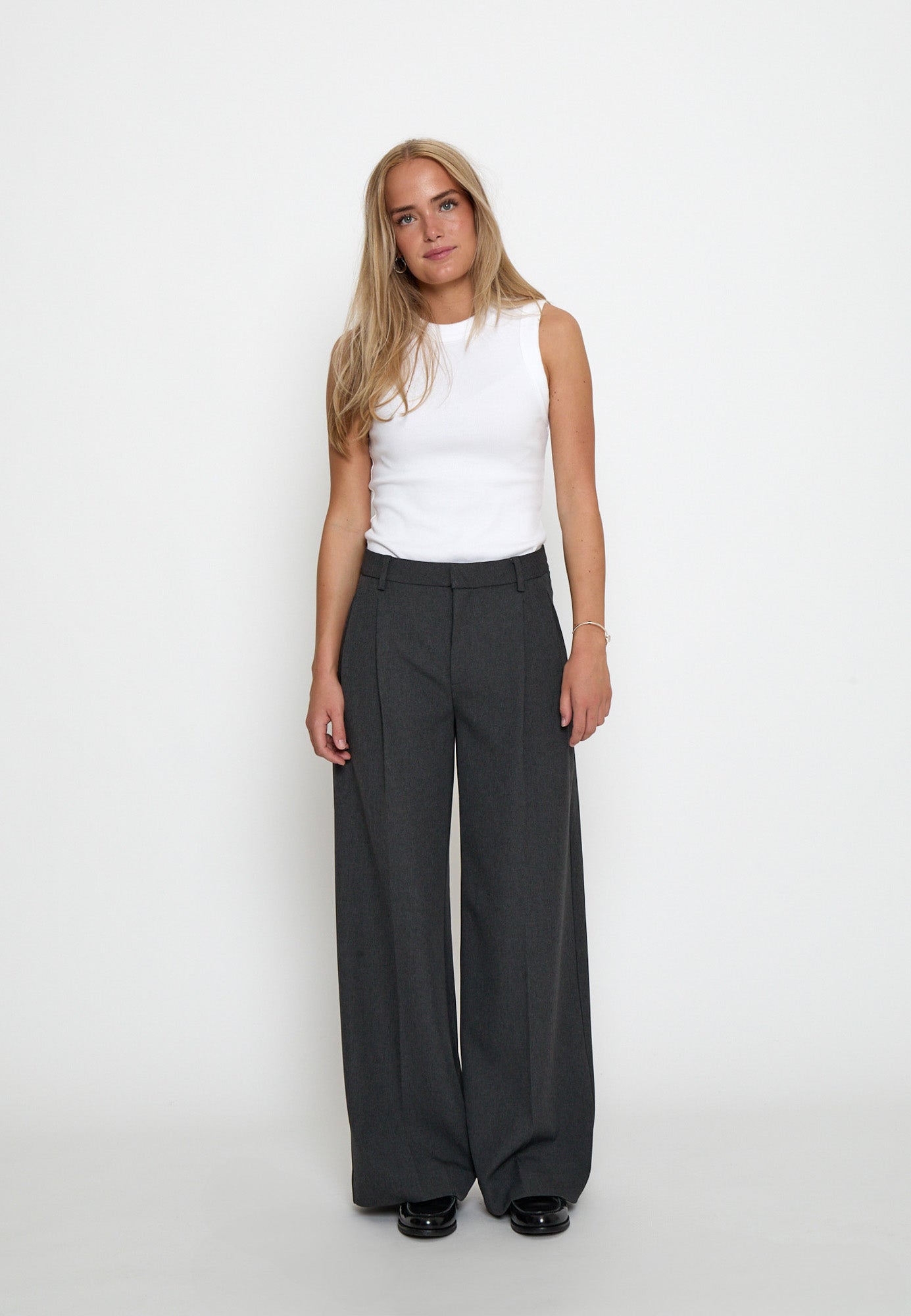 Minus MSVivianne Mid Waist Pant Pant 129 Dark Grey