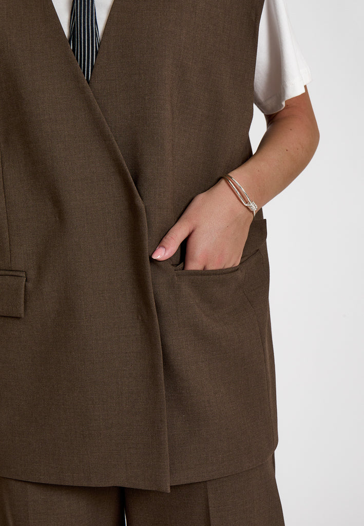 Minus MSWelma Vest Vest 3681 Tiramisu
