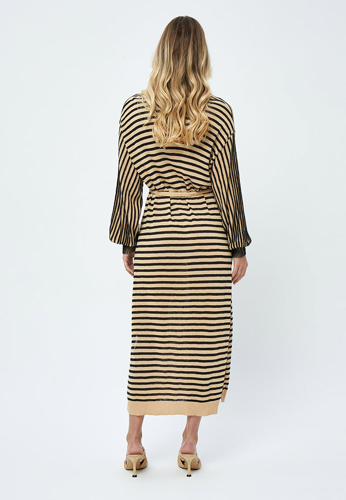 Peppercorn Mathilda V-Neck Baloon Sleeve Dress Dress 9000S Black Stripe