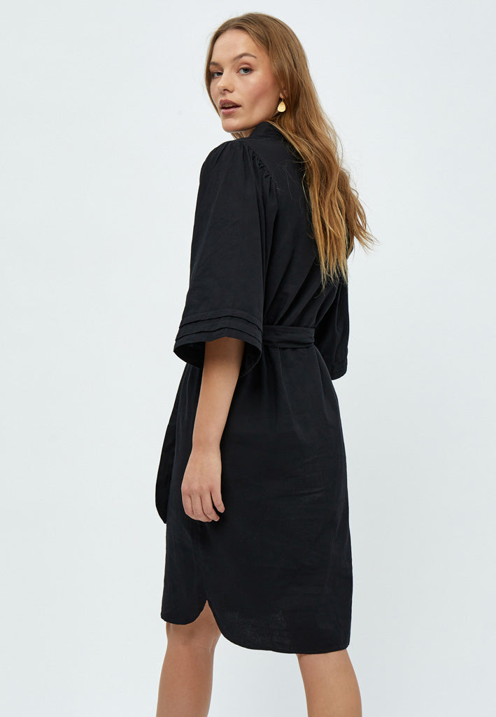 Peppercorn Melonie Bell Sleeve Dress Dress 9000 Black