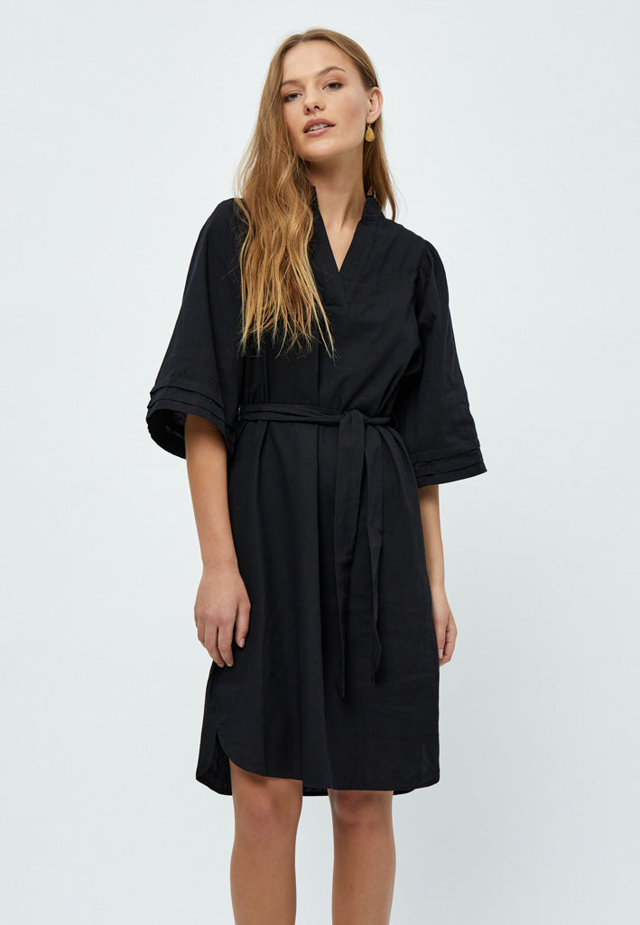 Peppercorn Melonie Bell Sleeve Dress Dress 9000 Black