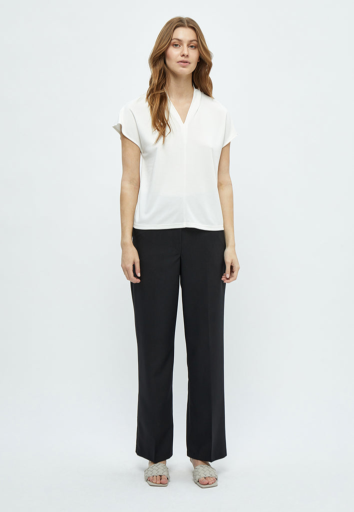 Peppercorn Octana V-Neck Cap Sleeve Top Top 0011 Gardenia