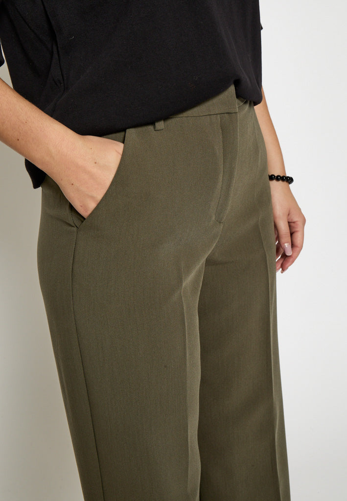 Peppercorn PCDelia Mid Waisted Straight Pant Pant 3627 Grape Leaf