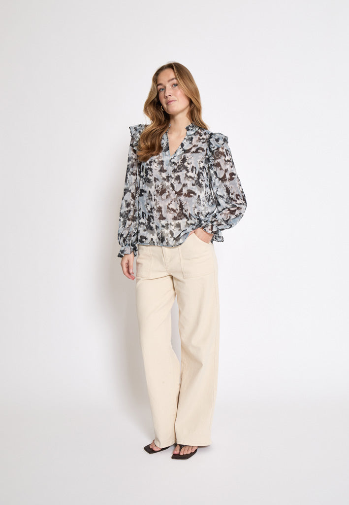 Peppercorn PCEleanor Printed Blouse Blouse 526P Limestone Gray Print