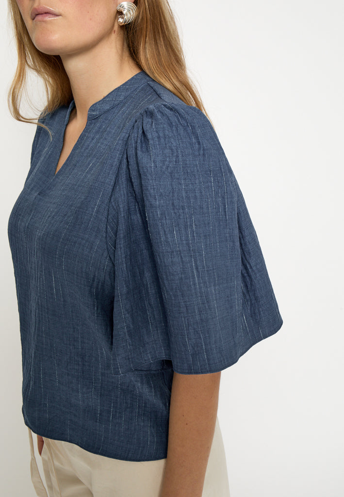 Peppercorn PCGaby Pinstripe Top Top 004 Mid-blue Denim