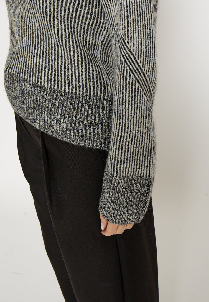 Peppercorn PCJeanette Knit Pullover Pullover 9000S Black Stripe