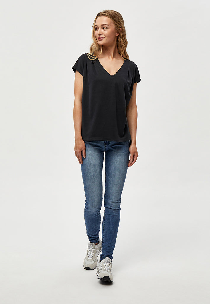 Peppercorn PCLana V T-Shirt T-Shirt 9000 Black