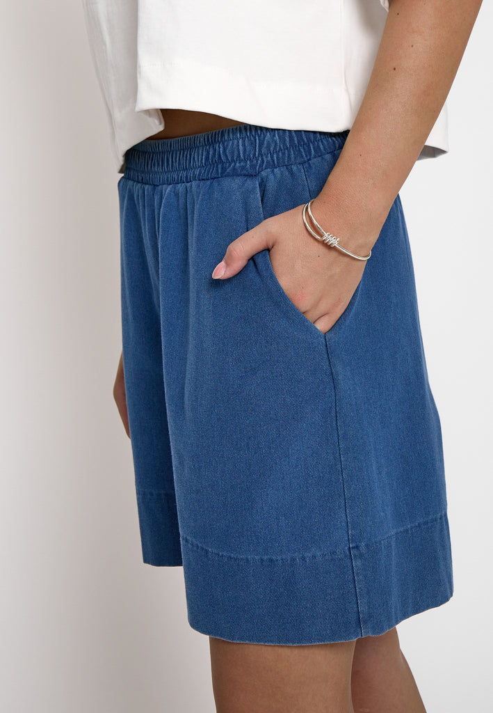 Peppercorn PCNaddie Shorts Shorts 9610 Mid Blue Denim