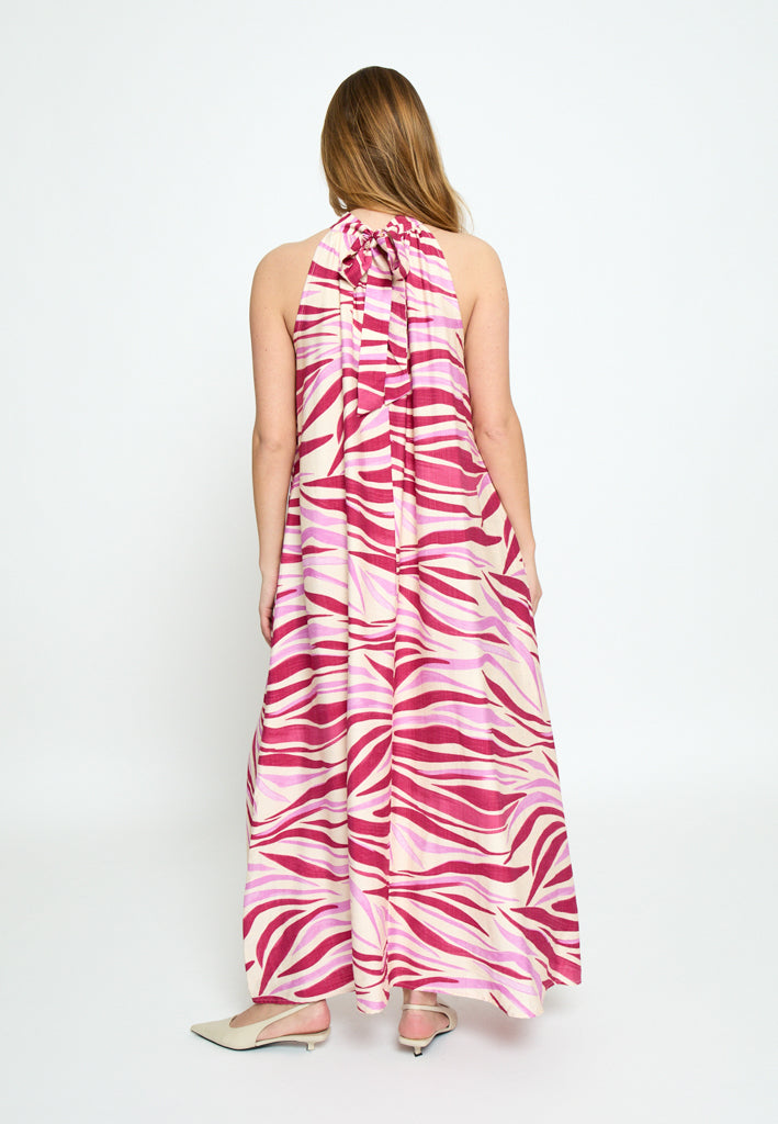 Peppercorn PCOpeya Halterneck Dress Dress 7031P Fuchsia Feodora Print
