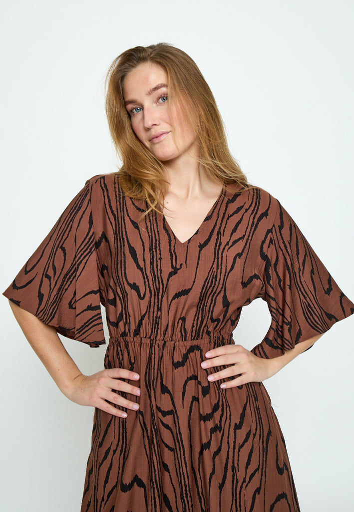 Peppercorn PCOzzy Dress Dress 4999P Mink Brown Print