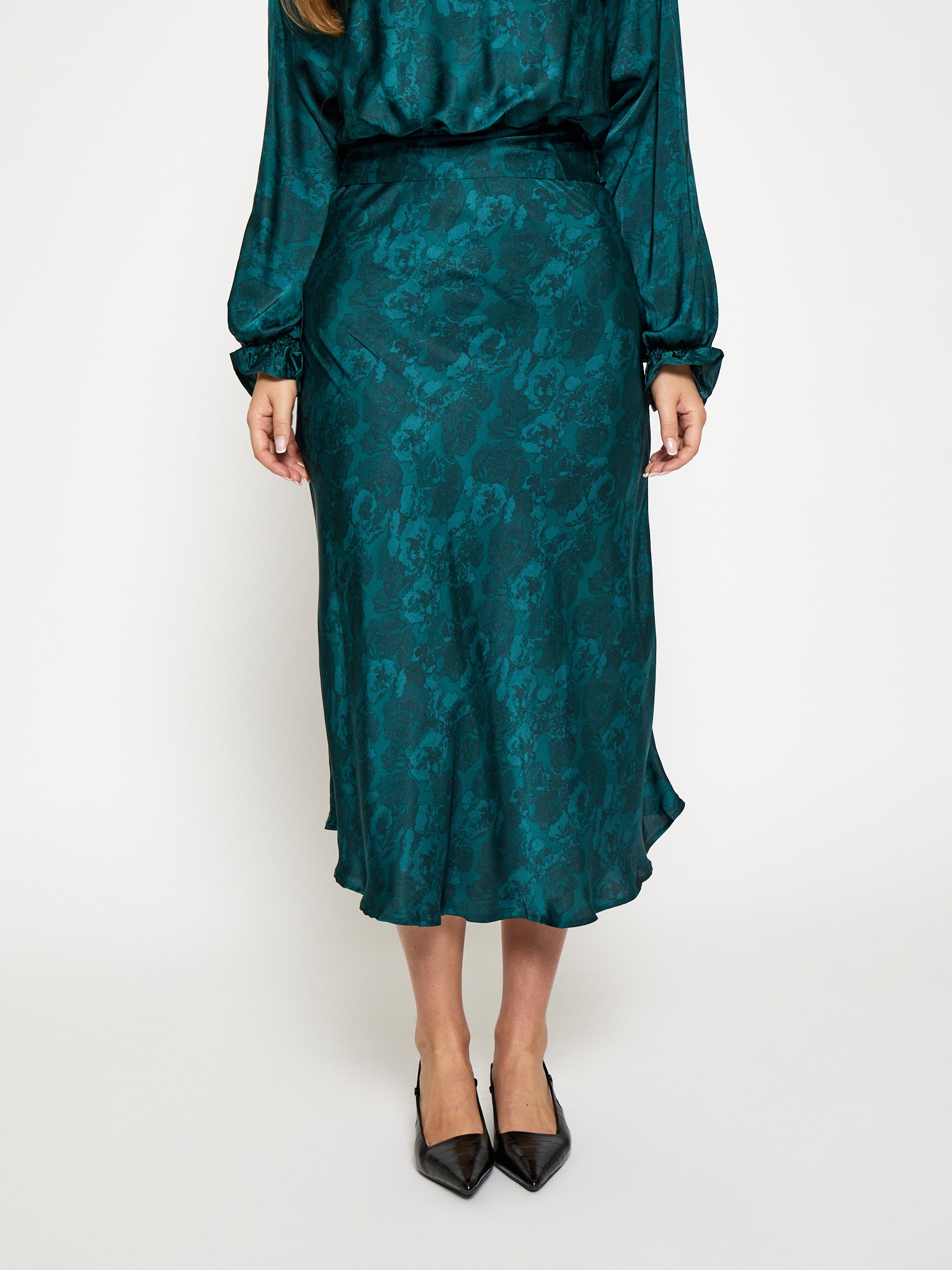 Peppercorn PCRaya Midi Skirt Skirt 2114P Ocean Depth Print