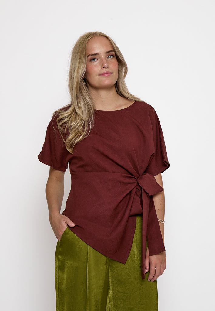 Peppercorn PCRebecca Blouse Blouse 1008 Maroon Red