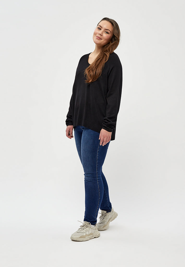 Peppercorn PCTana Pullover Curve Pullover 9000 Black