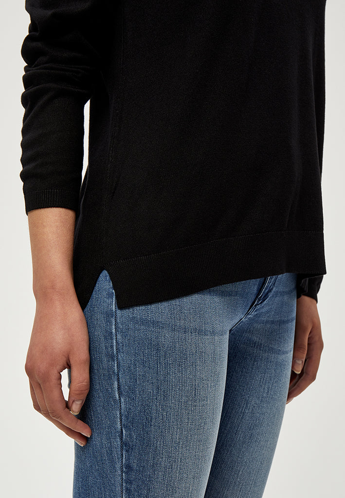 Peppercorn PCTana V Knit Pullover Pullover 9000 Black