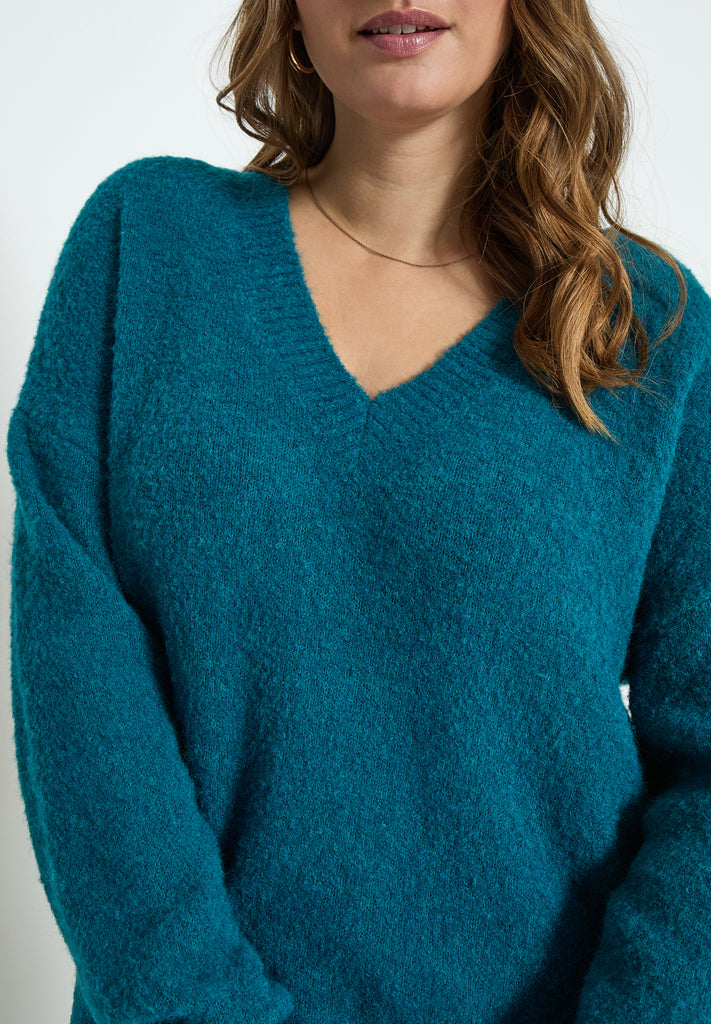 Peppercorn Pearl V-Neck Long Sleeve Knit Pullover Curve Pullover 2114 Ocean Depths