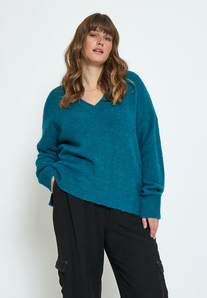 Peppercorn Pearl V-Neck Long Sleeve Knit Pullover Curve Pullover 2114 Ocean Depths