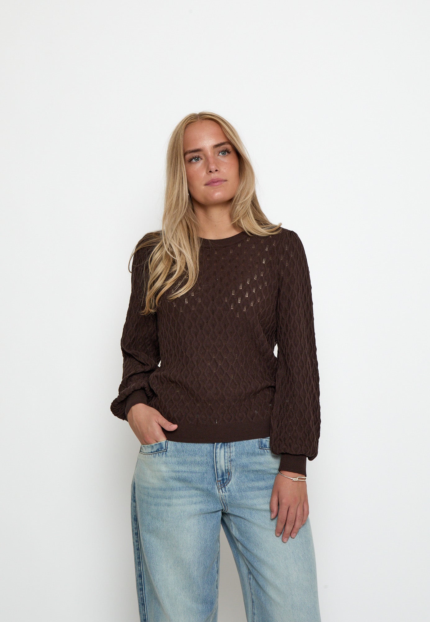 Peppercorn Rosalia Puff Sleeve Knit Pullover Pullover 3960 Java Brown