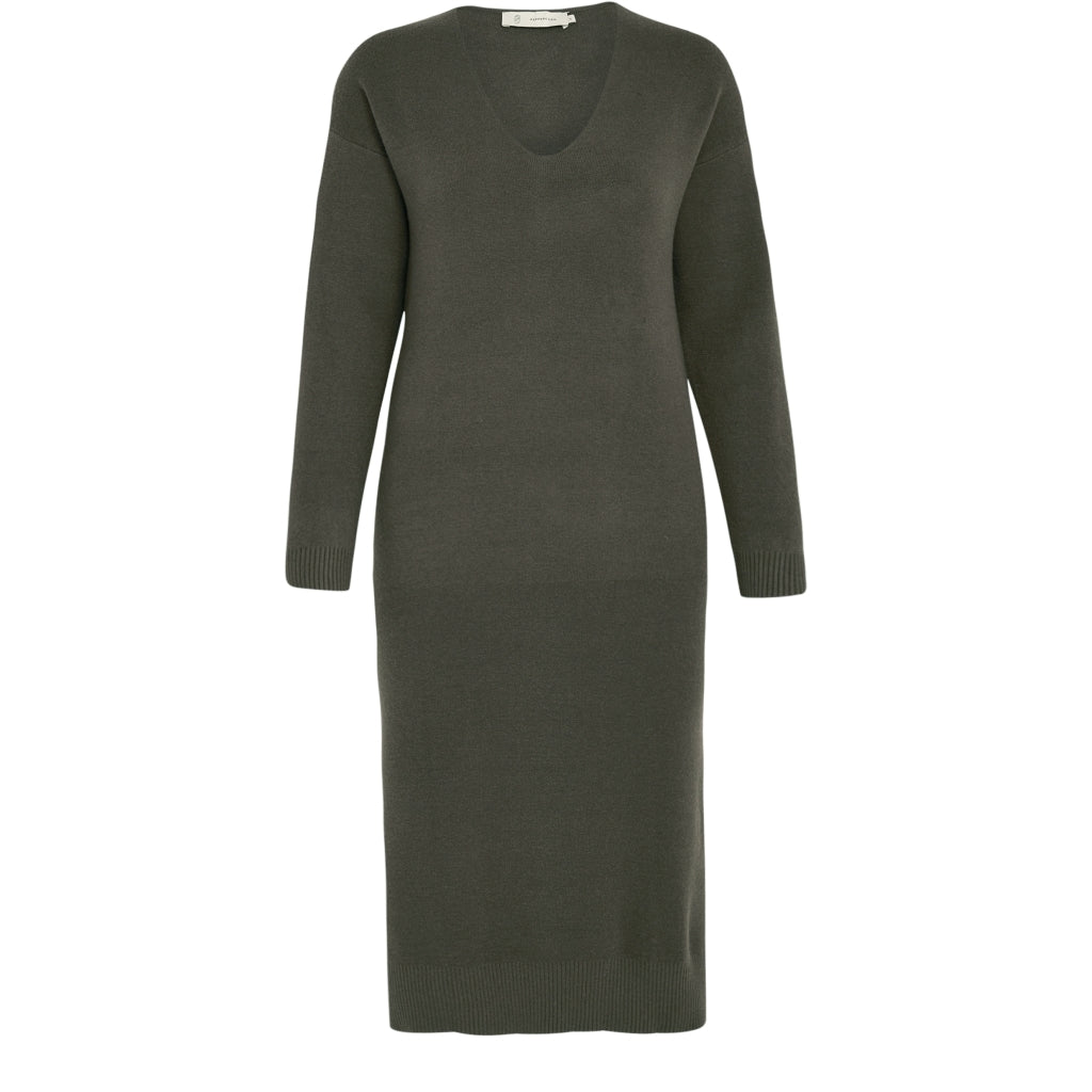 Peppercorn Rosalia V-Neck Knee Length Knit Dress Curve Dress 3005 Green Moss
