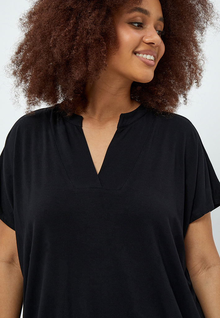 Peppercorn Rosalinda T-Shirt Curve T-Shirt 9000 Black