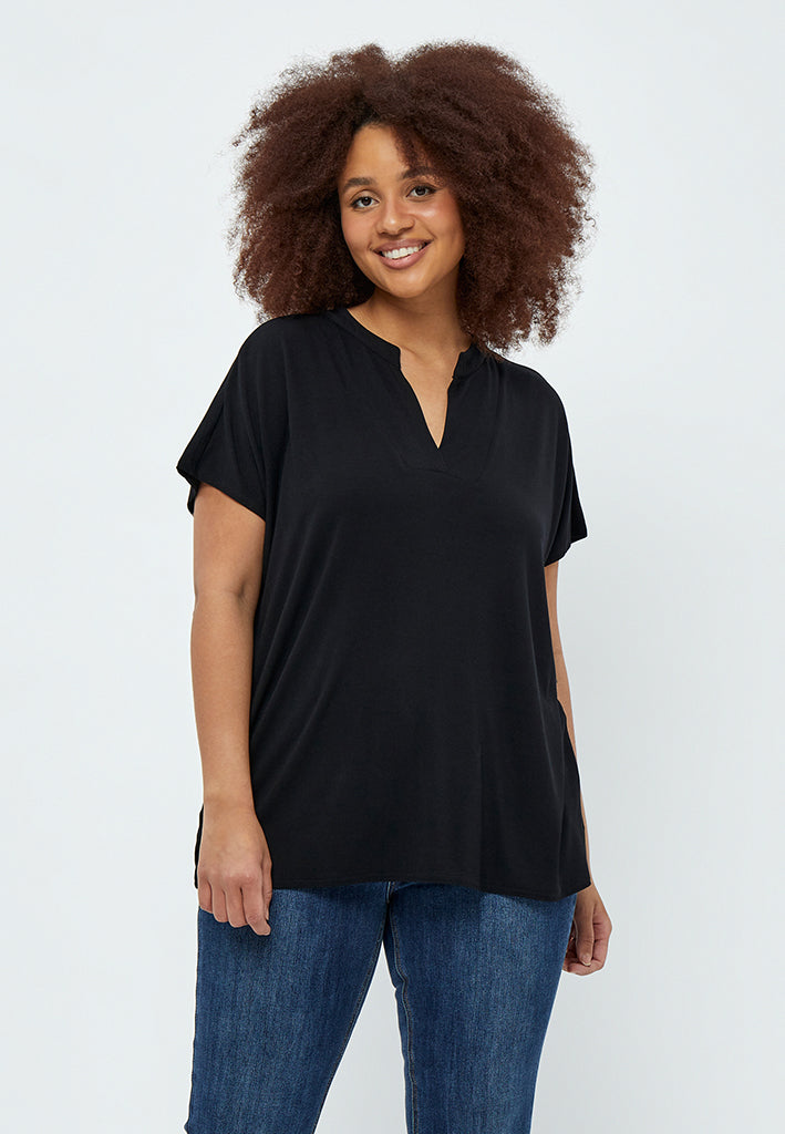 Peppercorn Rosalinda T-Shirt Curve T-Shirt 9000 Black