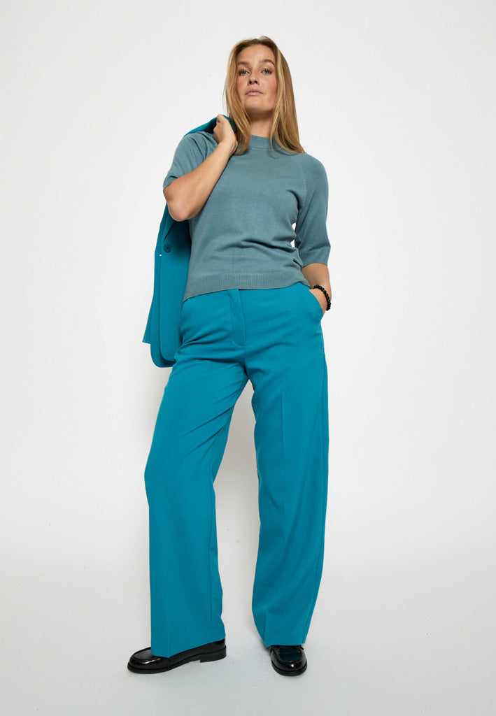 Peppercorn Tana Knit Pullover Pullover 1521 Smoke Blue