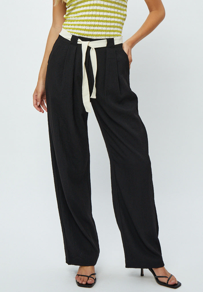 Desires DSBrenda MW Pants Pant 9000 Black